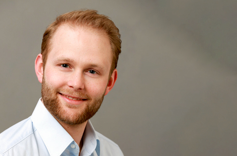Dr. Gabriel Schröder